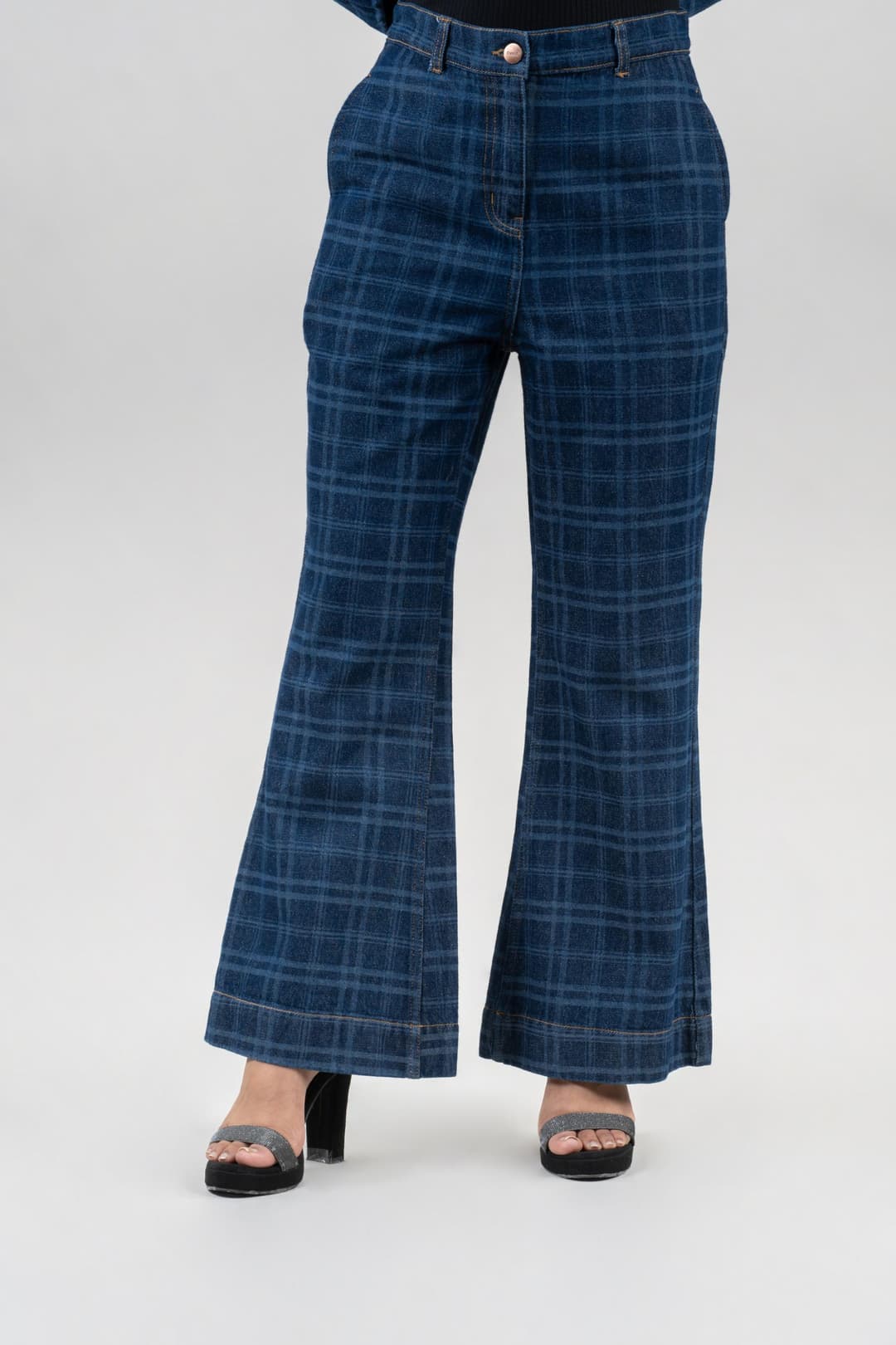Vintage Grid | High rise printed Jeans - Image 5