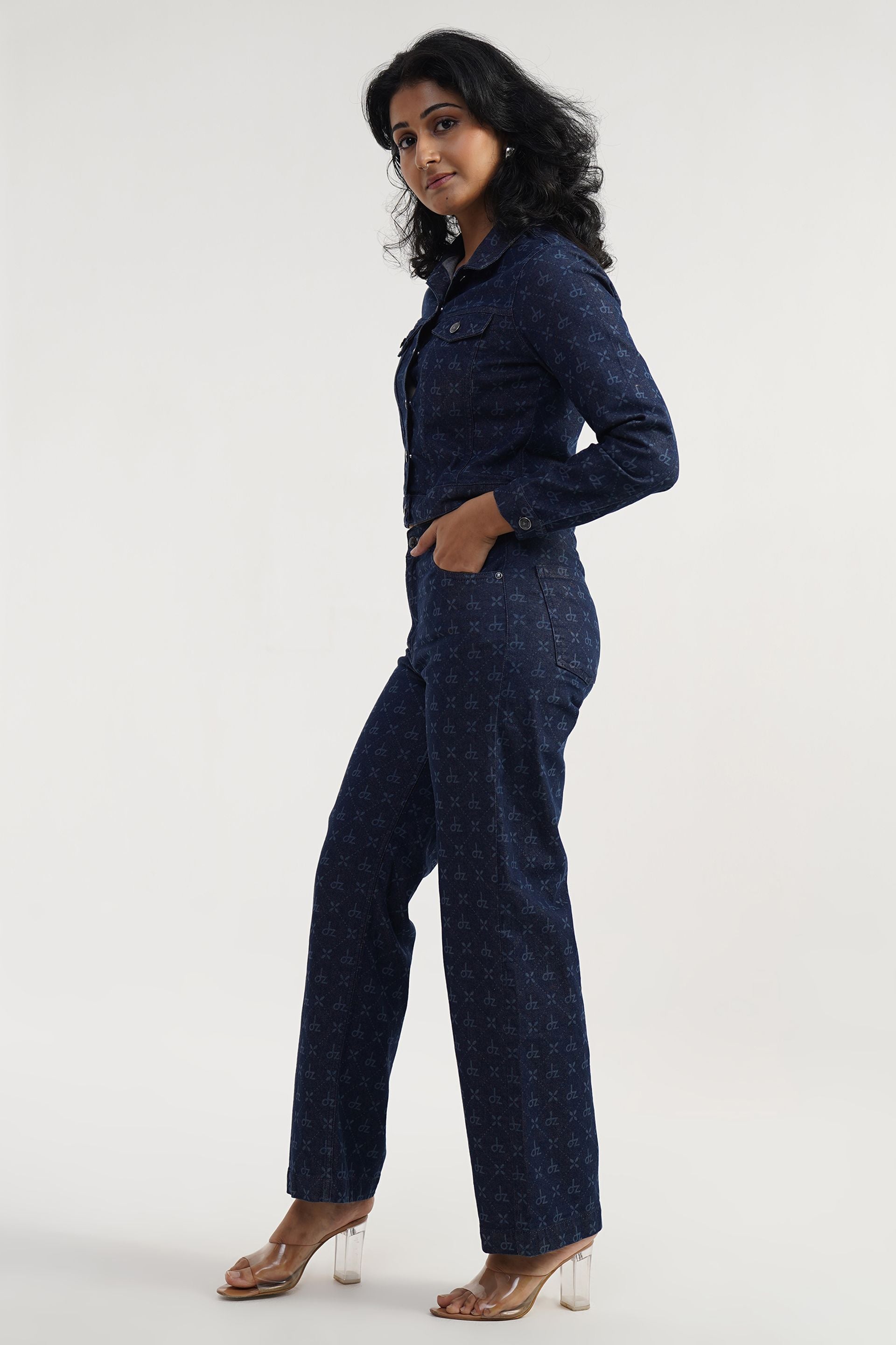 Icon Set | Signature Jeans