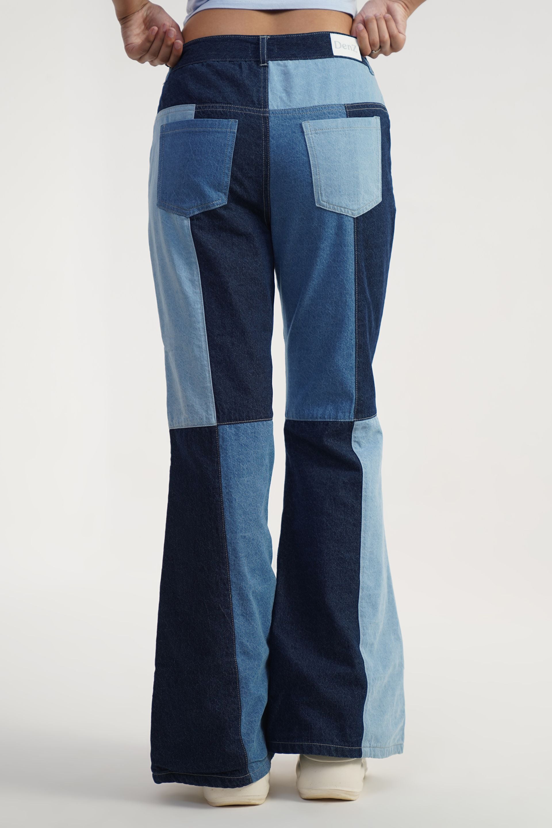 Retro multi tone denim jeans in pure cotton, fitted bootcut, bio-enzyme wash, belt loops, sizes 26-34, India