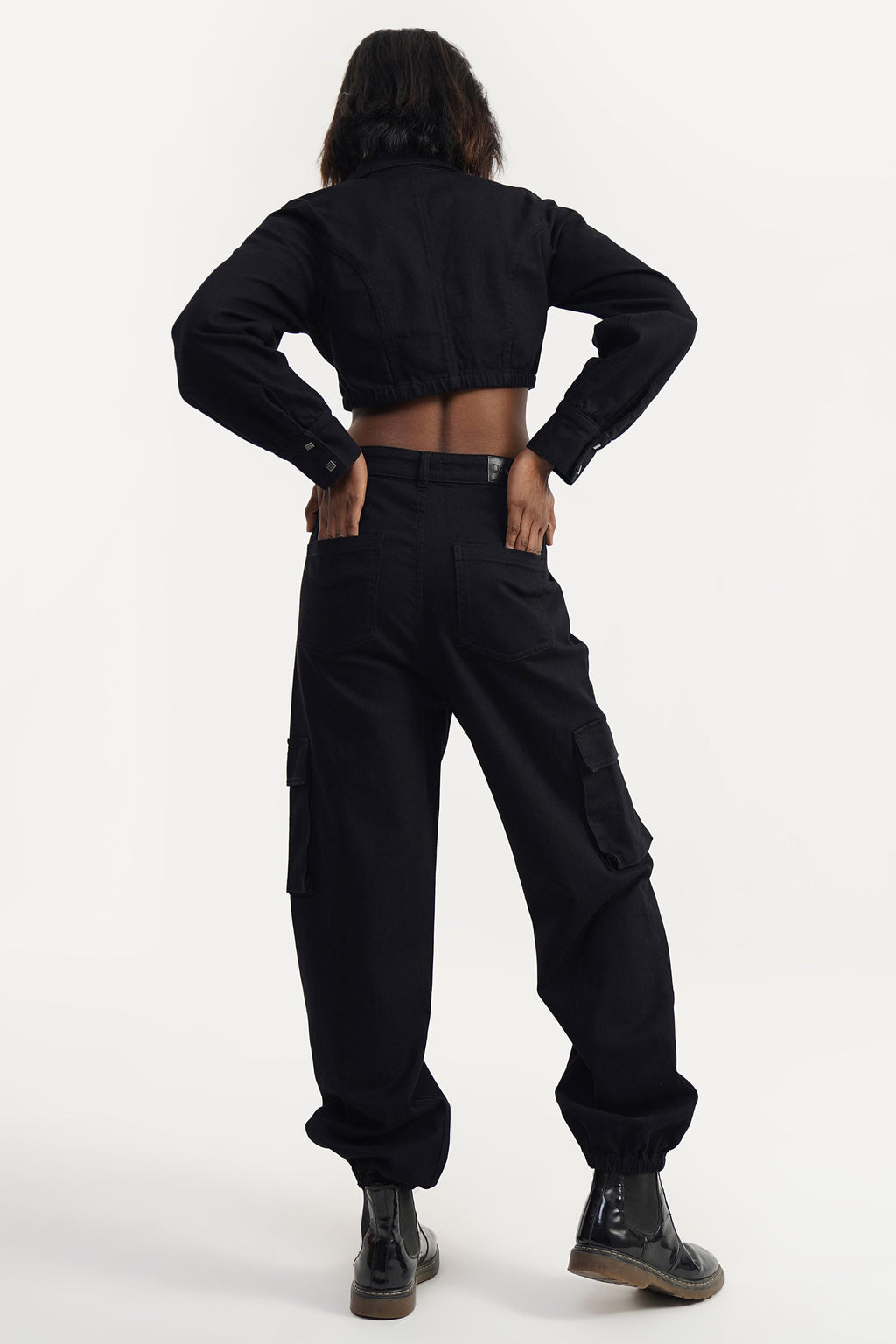 Cropped Ease | Black Crop Jacket