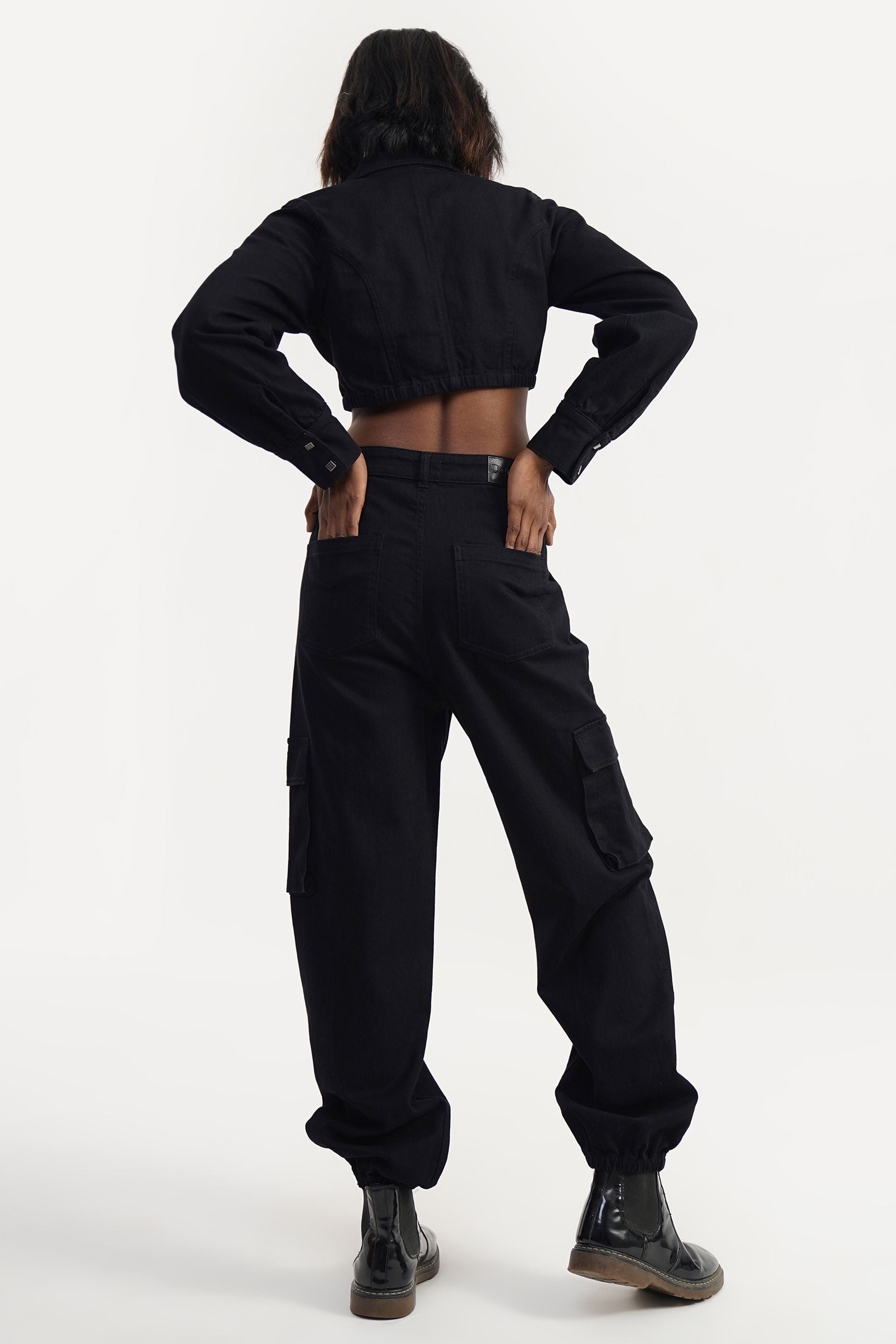 Cropped Ease | Black Crop Jacket
