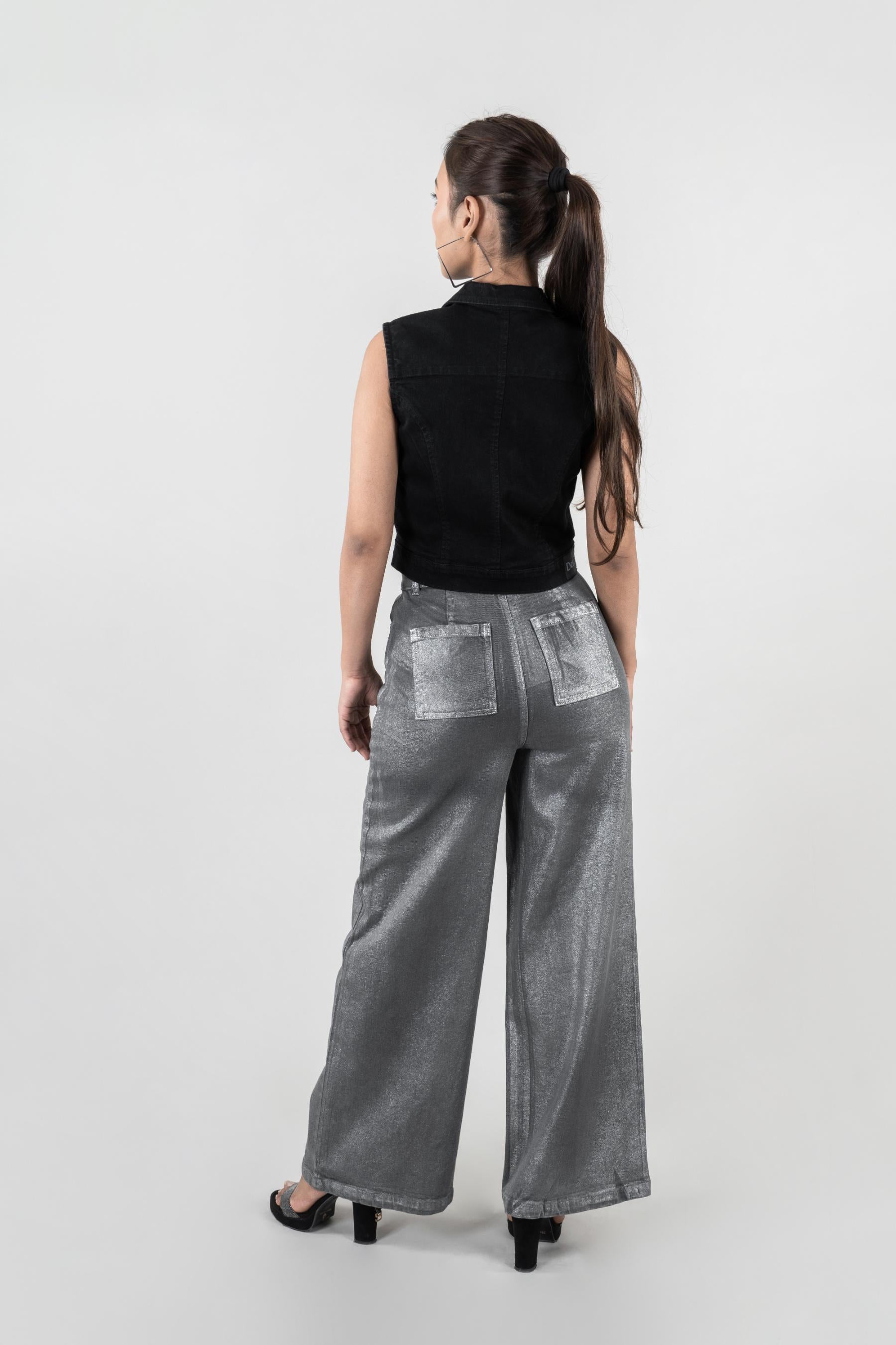 Black Bolt | Women's Sleeveless Jacket