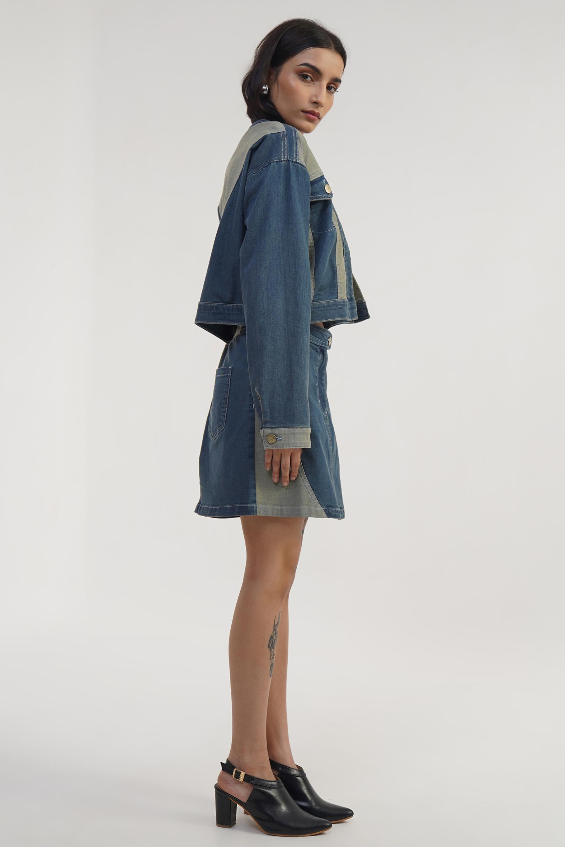 Urban women’s denim jacket in tinted blue, relaxed fit, enzyme-wash stretch cotton, sizes XS-XL