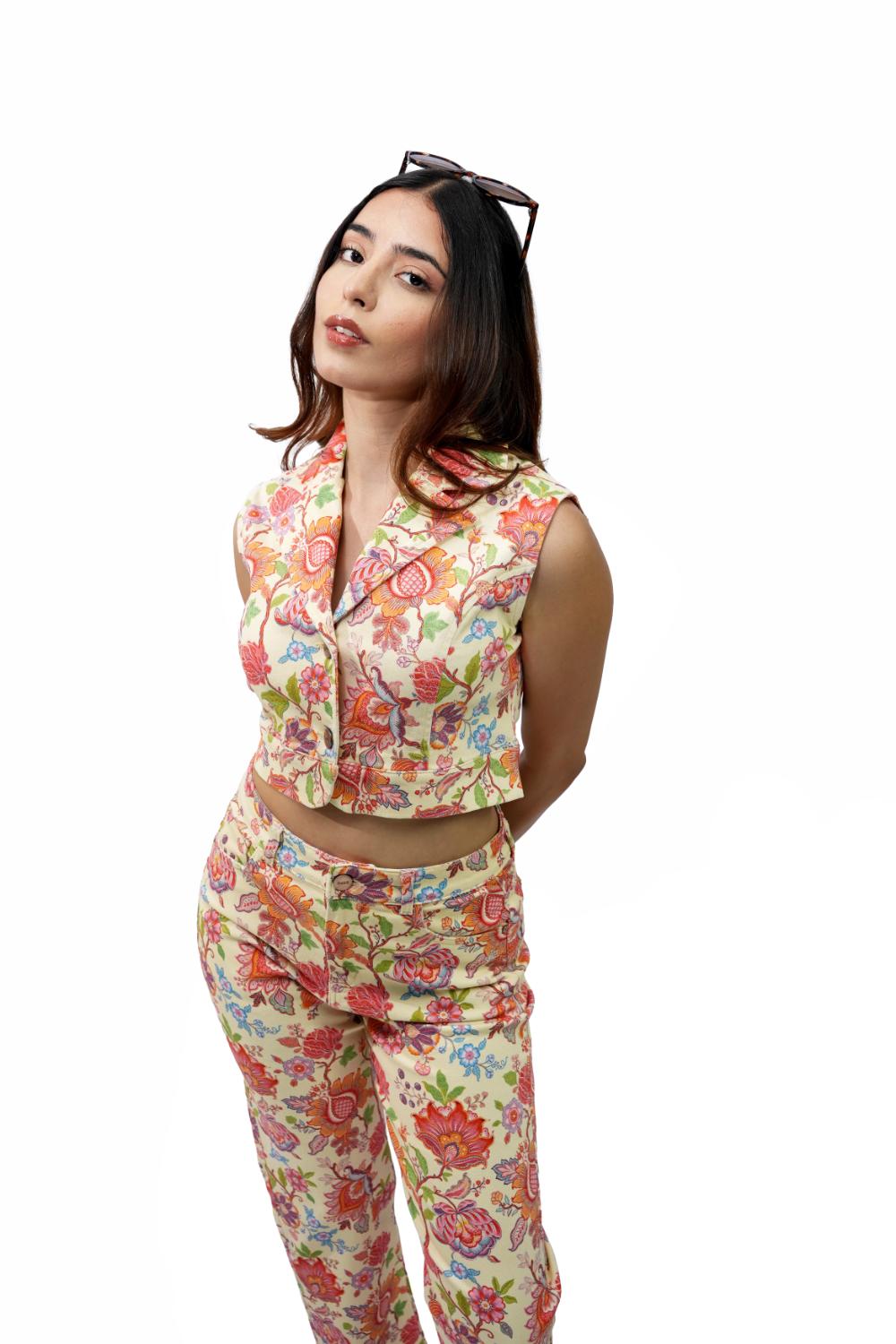 Neo Floral | Women Floral Print Crop Vest